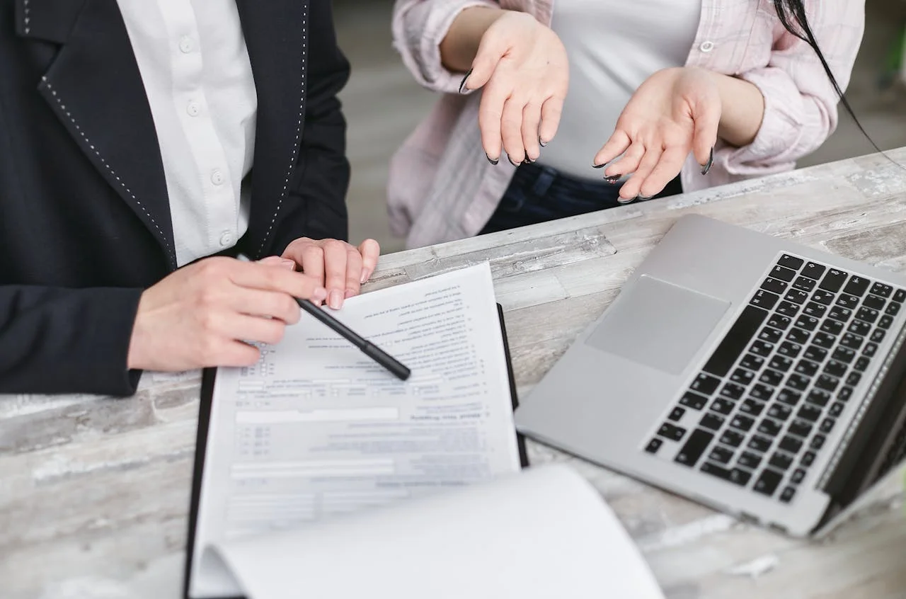 Addressing Contract Management Challenges with Advanced Software Solutions