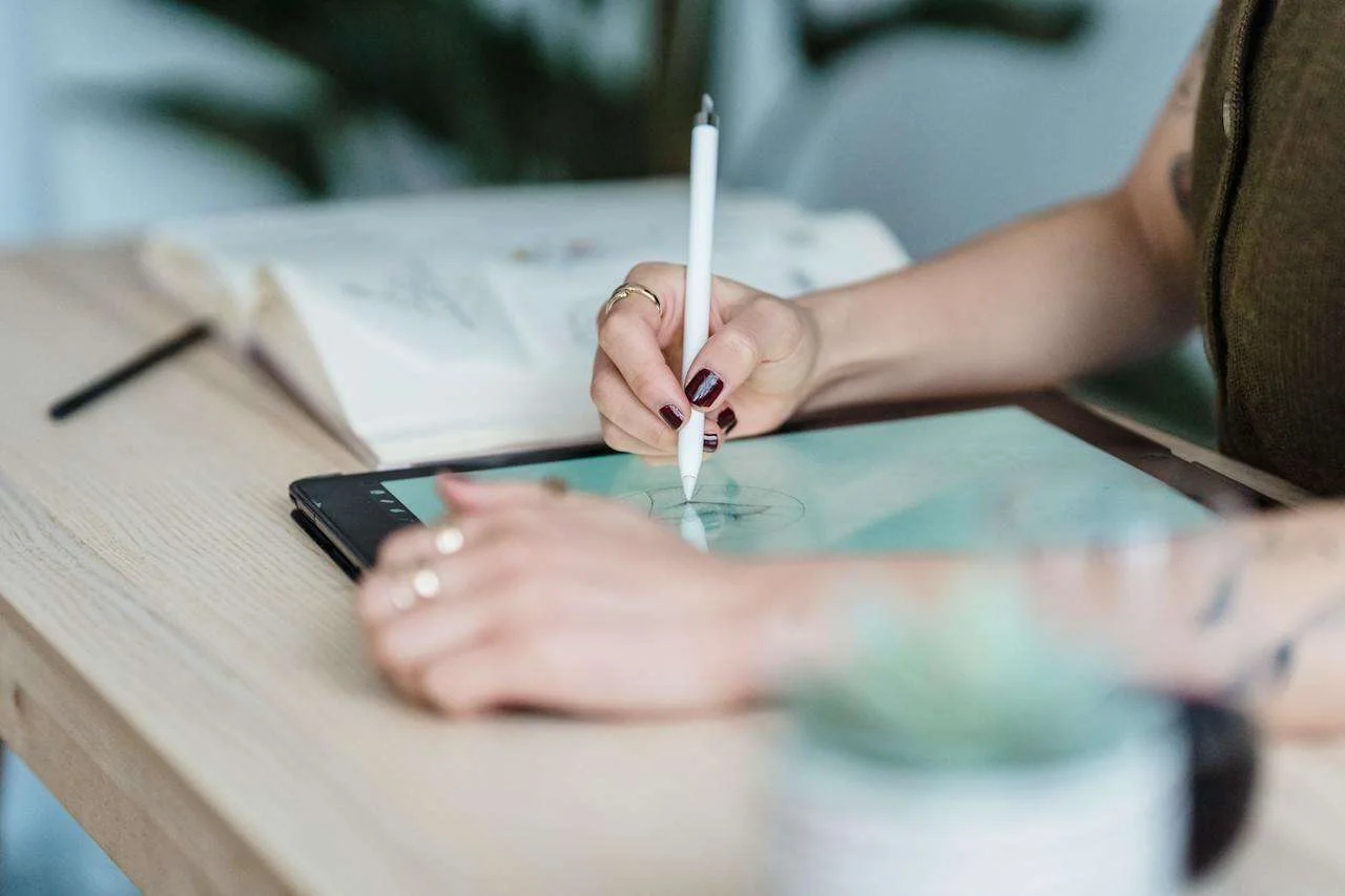 Logo Design Invoice Template: How to Invoice Your Clients as a Logo Designer